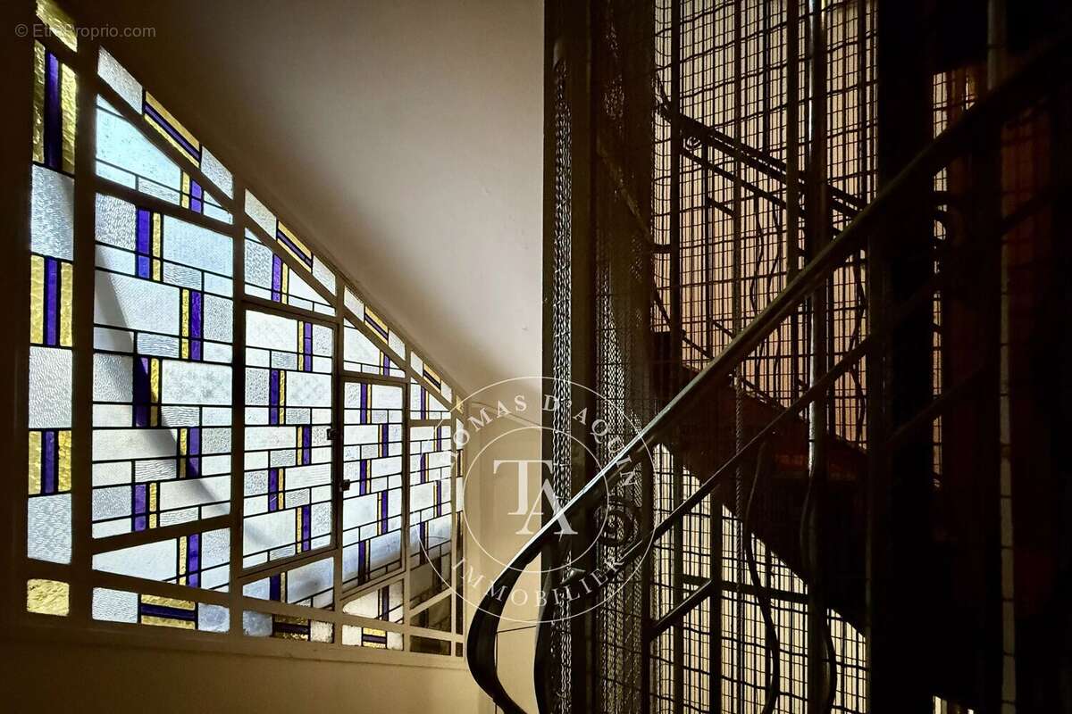 Appartement à PARIS-14E