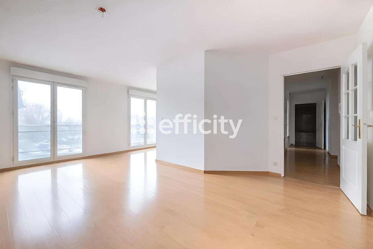 Appartement à GOUSSAINVILLE