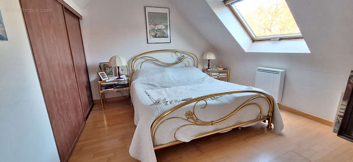 Fouesnant, jolie maison rénovée, 3 chambres, sur un terrain paysagé de 1500 m², à 1.4 km de la plage ! - photo 10