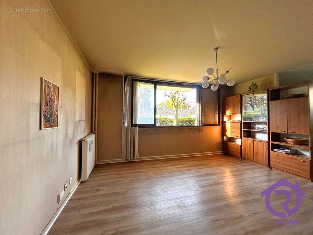 Appartement à CHATILLON