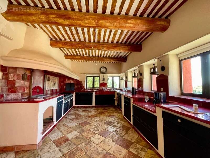Maison à ROUSSILLON
