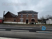 facade immeuble de rapport  - Appartement à SAILLY-SAILLISEL