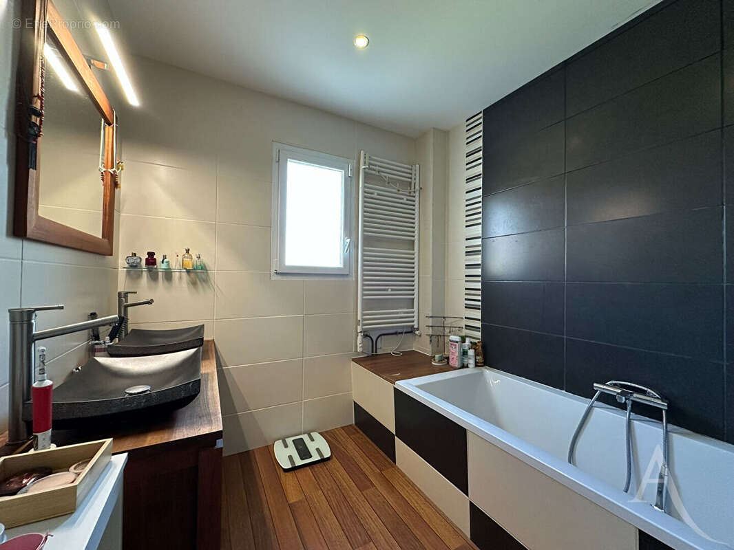 Maison à BERRY-BOUY