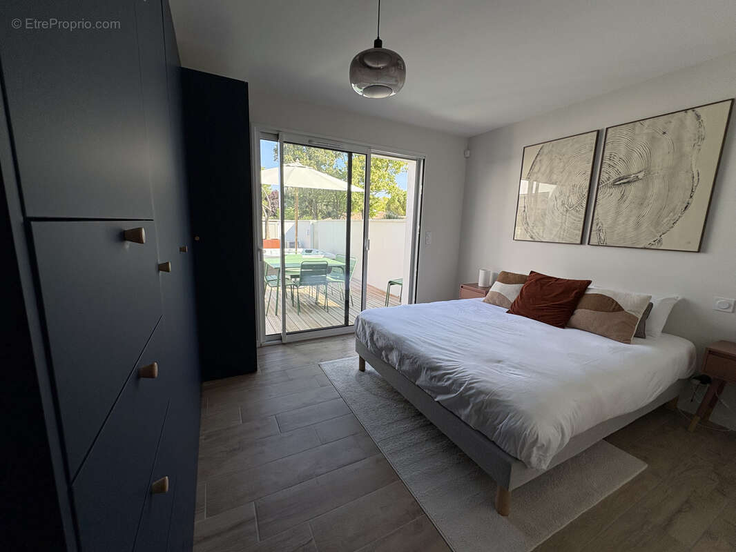 Maison à MORNAC-SUR-SEUDRE