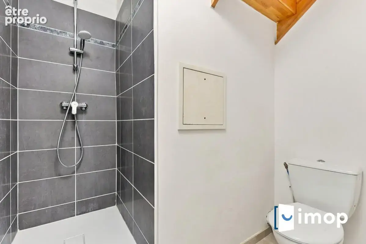 À 5 min du métro Basilique, superbe duplex T4 de 85m² avec terrasse arborée de 26m² - photo 11