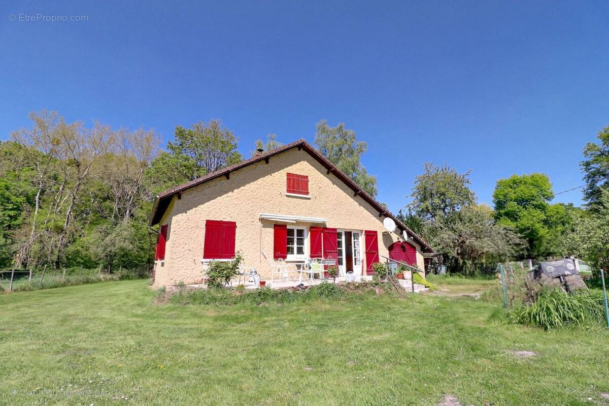 Maison à CONDE-SUR-VESGRE