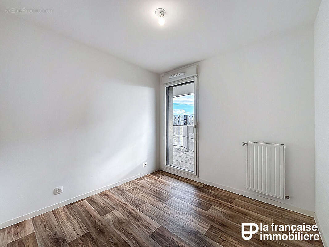 Appartement à VEZIN-LE-COQUET