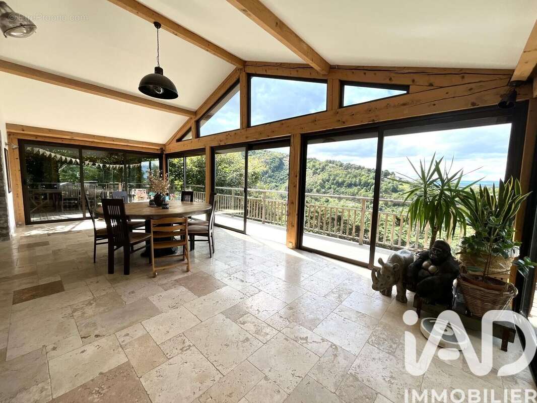 Photo 5 - Maison à SAINT-ETIENNE