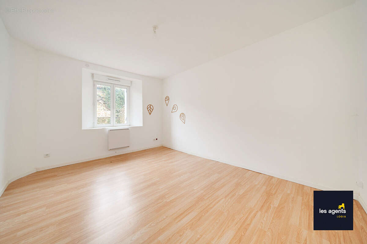 Maison  5 pièce(s) 160 m2 + cour - photo 11