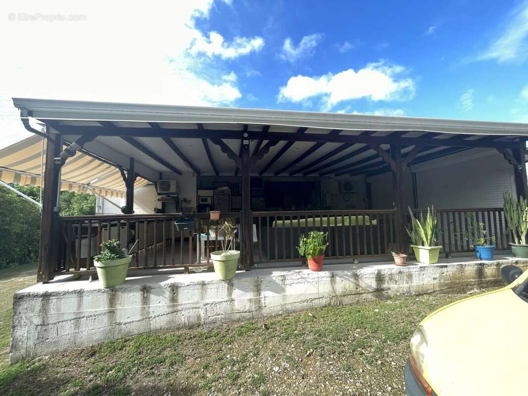 Maison à PORT-LOUIS