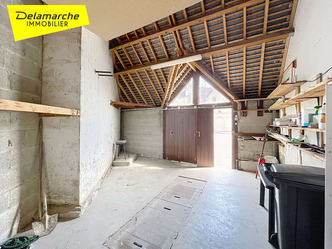 Maison à DONVILLE-LES-BAINS