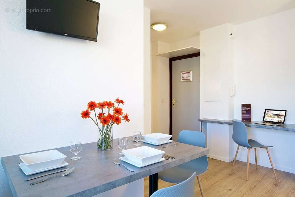 INVESTISSEMENT LOCATIF  Lannion  Résidence  Brit Hotel Confort Lannion Centre Gare  6,53 % de rentabilité - photo 3
