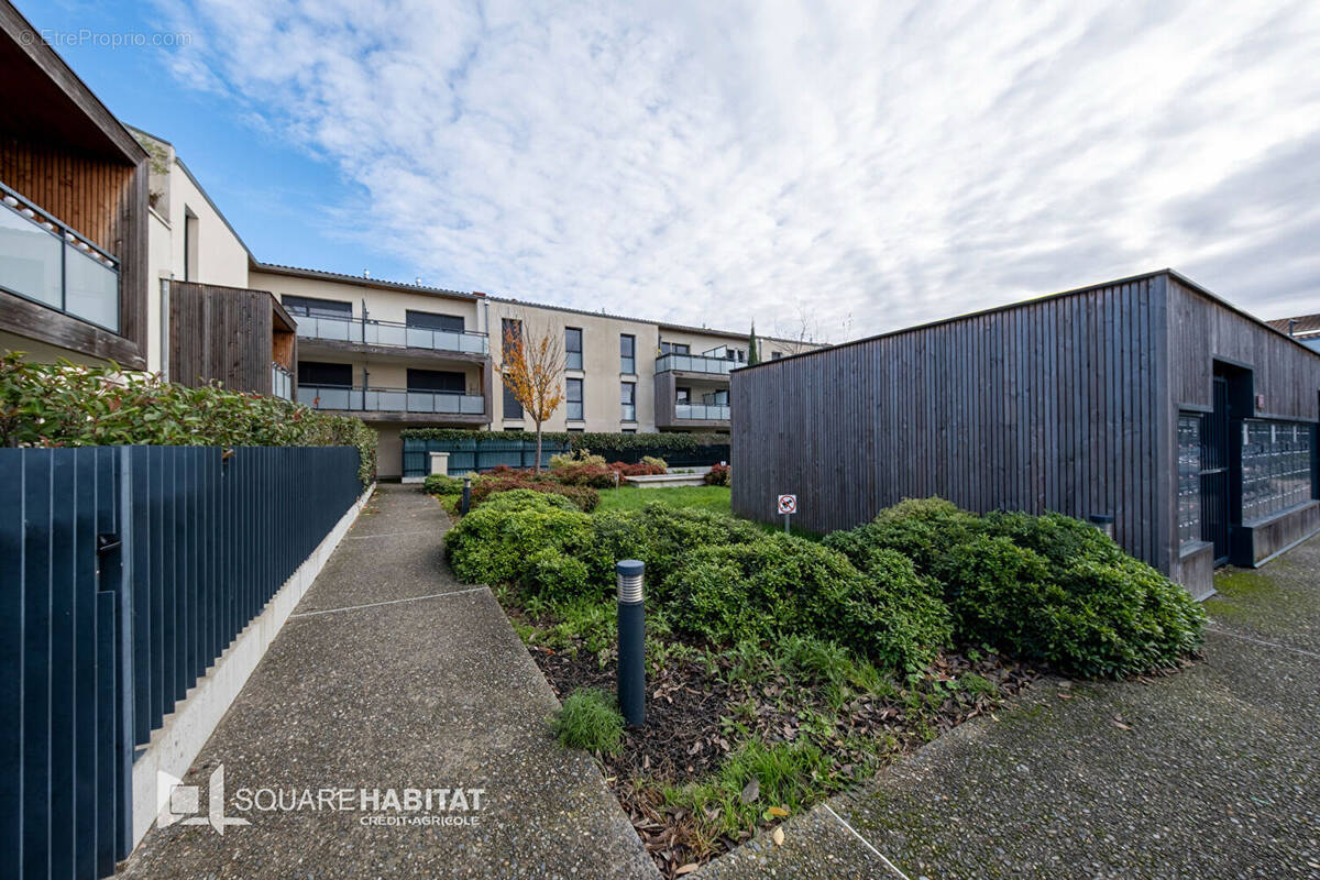 Appartement à MONDONVILLE