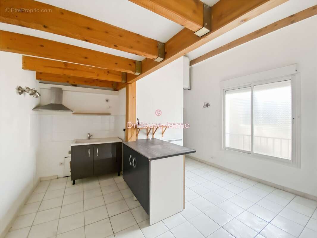 Appartement à SAINT-MAXIMIN-LA-SAINTE-BAUME