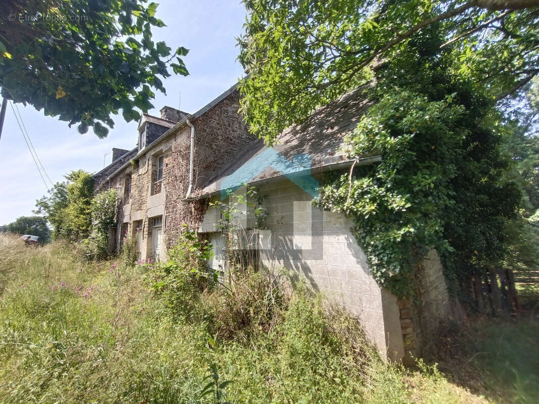 Maison à CHAMPREPUS