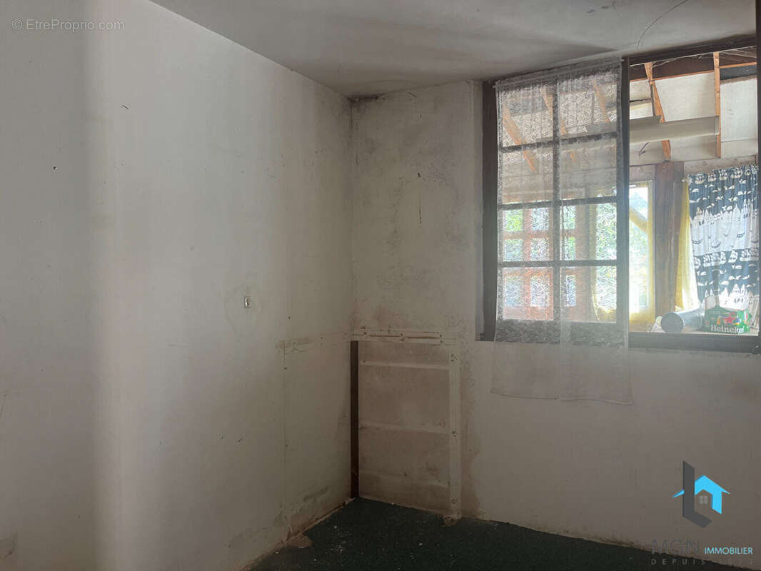 Maison à FRESNAY-LE-COMTE