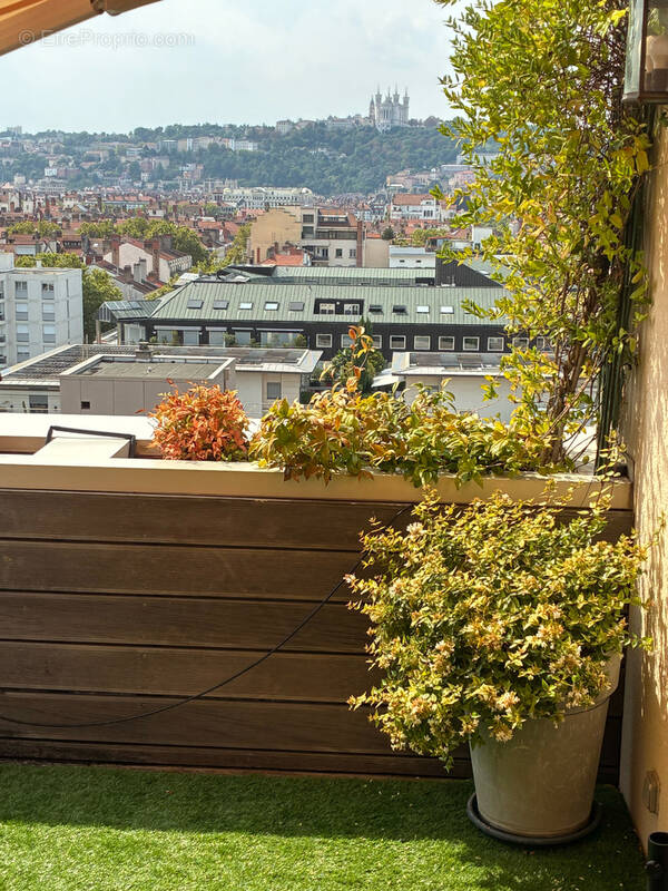 Autre à LYON-6E