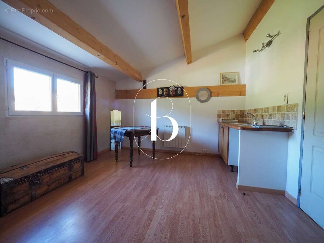 Maison à GOUDARGUES