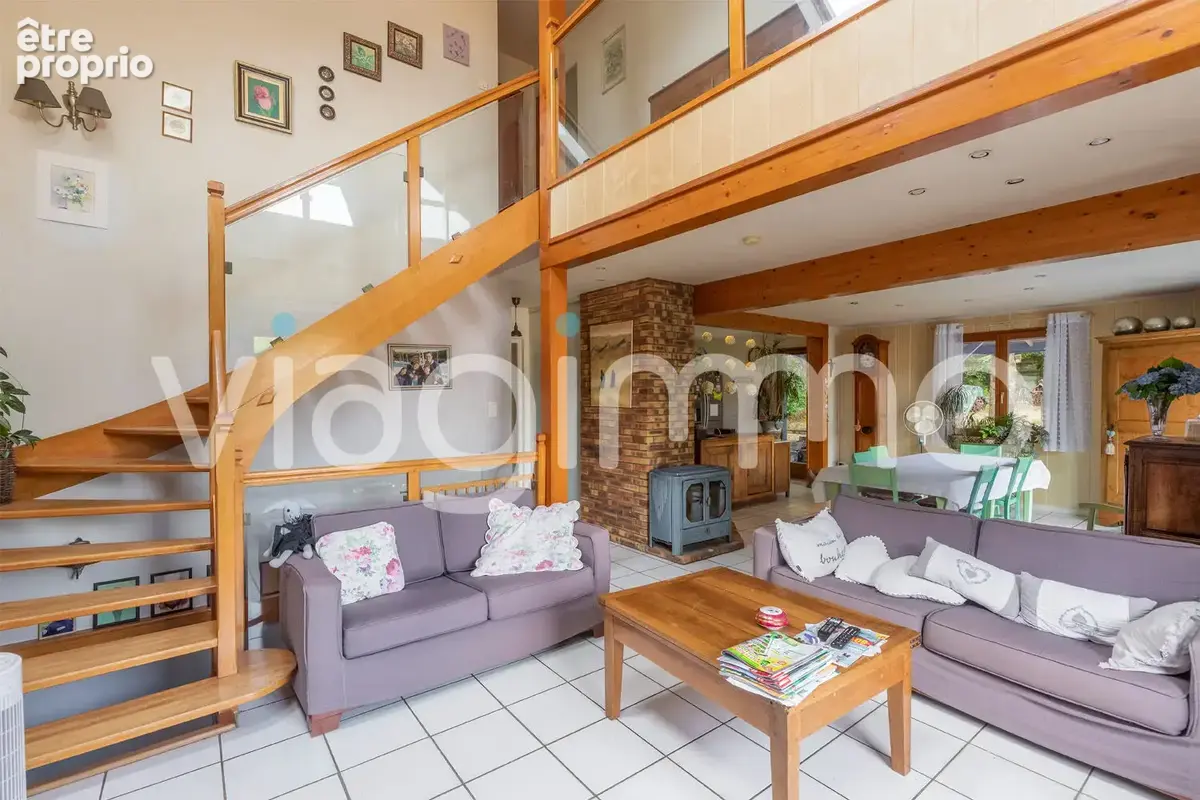 Superbe Chalet à DINOZE  dans un cadre de vie privilégié - photo 3