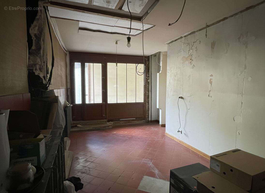 Appartement à SALINS-LES-BAINS