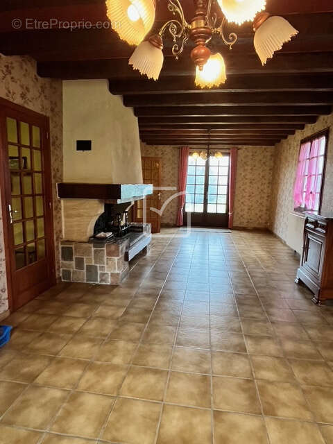 A vendre Maison 118 m2 avec Garage + dépendance sur terrain de 2593m2 - photo 9