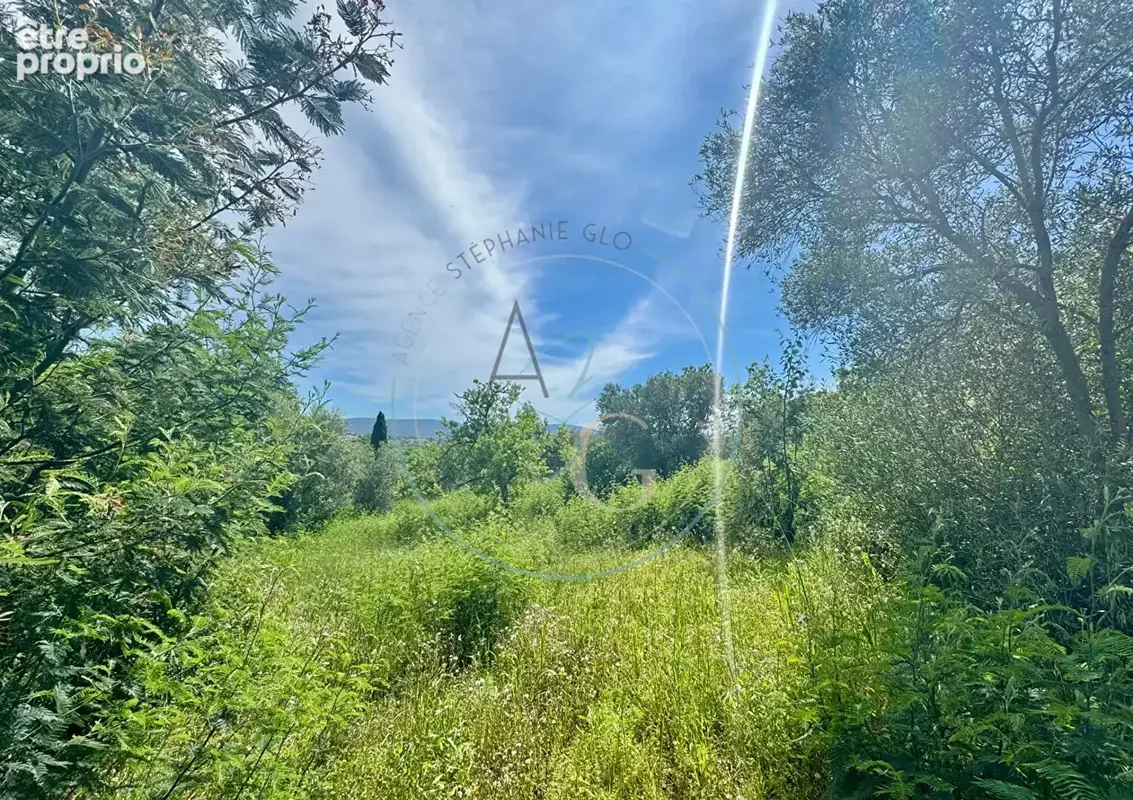 Photo Terrain à Grimaud au prix de 850 000€