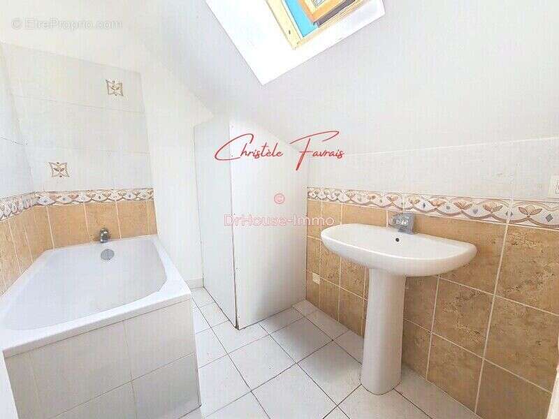 Appartement 67 m² à Louvigne-Du-Desert  - photo 7