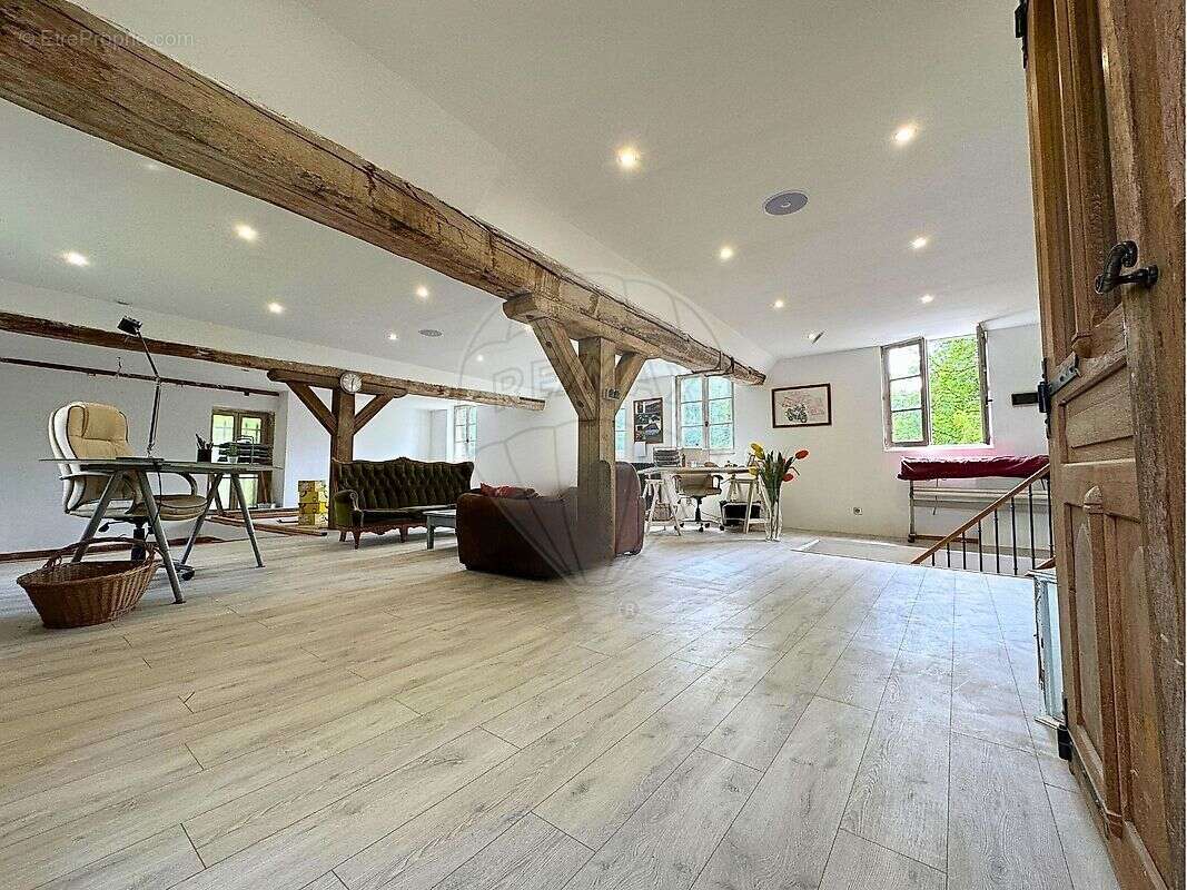 Maison à CREPY-EN-VALOIS