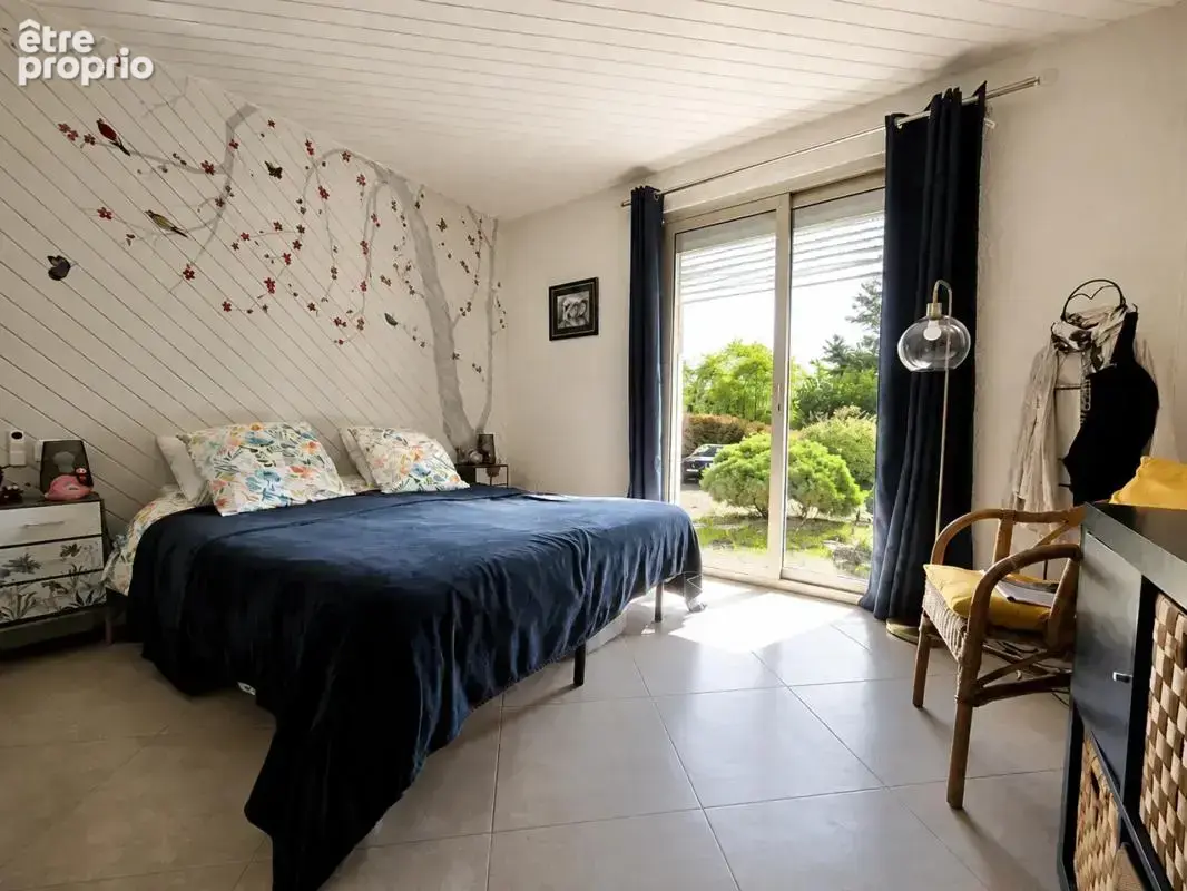 Maison de 7 pièces de 170 m² à Aubigny-Les Clouzeaux - photo 9
