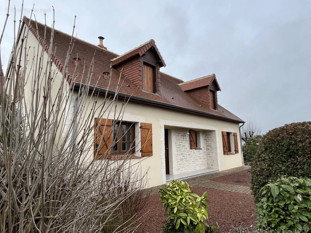 Maison à CONNERRE