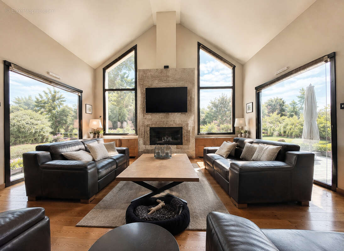 Villa familiale de 220m2 au coeur du Golf de Mérignies - photo 2