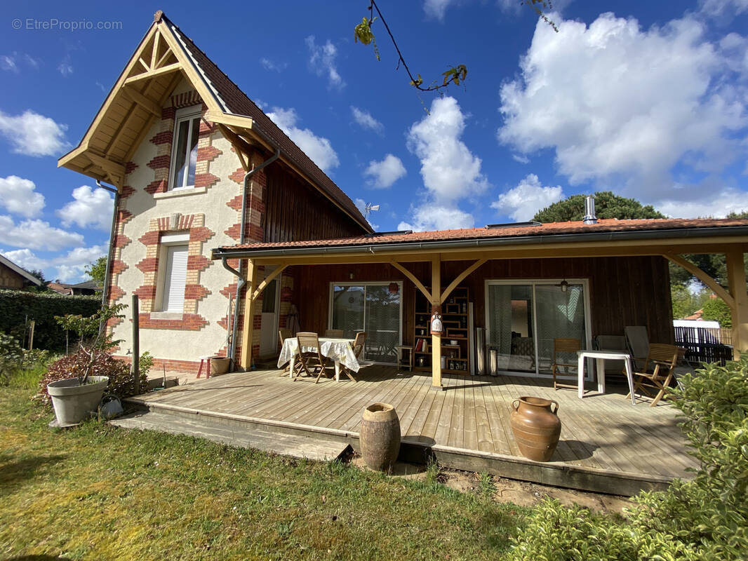 Maison à LACANAU