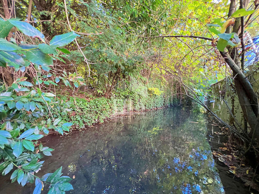 Maison à LA COURONNE