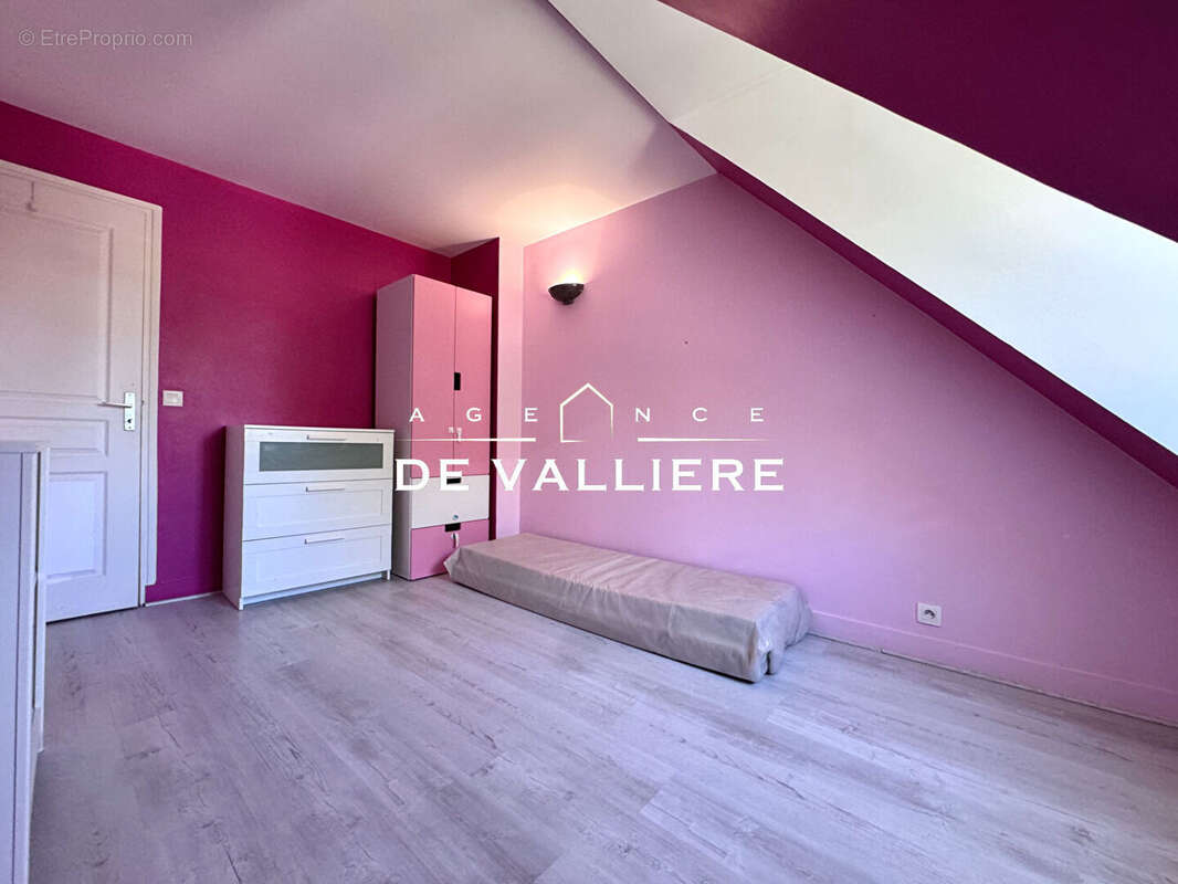 Appartement à NANTERRE