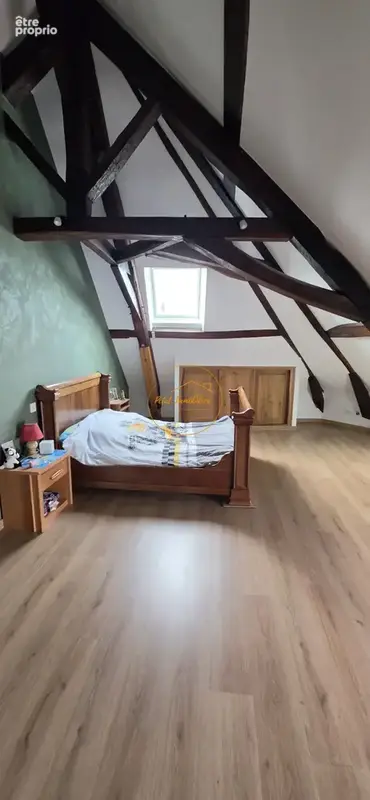 Charmante maison familiale avec dépendances et potentiel - photo 5