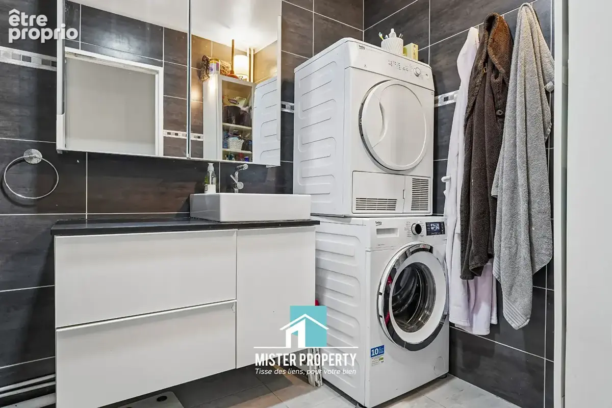 Levallois so ouest - 3p 66 m² + balcon + parking - 529 000  fai - photo 6