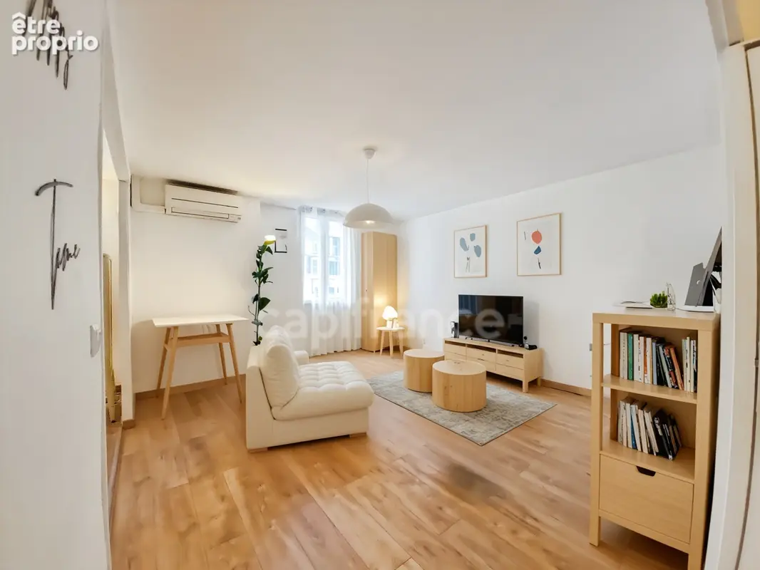 Appartement à vendre 5 pièces VILLENEUVE LES AVIGNON (30) - photo 2