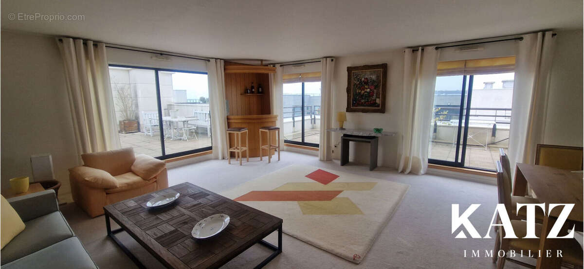 Appartement à GARCHES