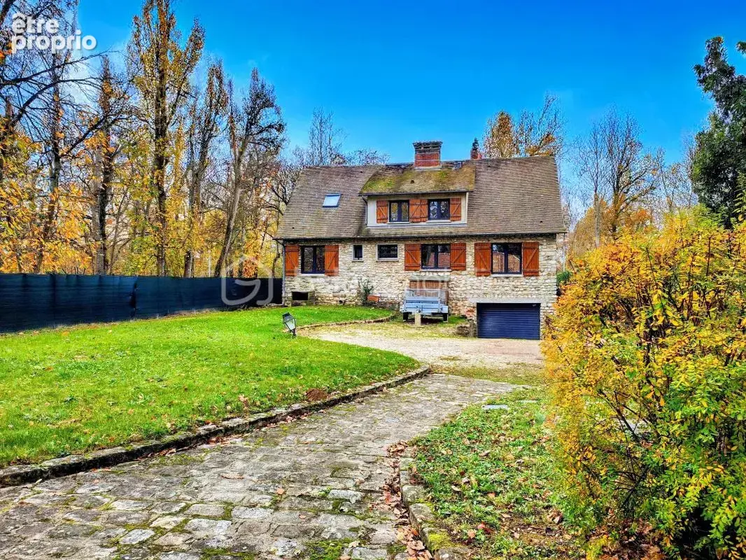 Ensemble de 2 maisons rénovées en lisère de forêt à Thoiry au calme absolu ! - photo 18