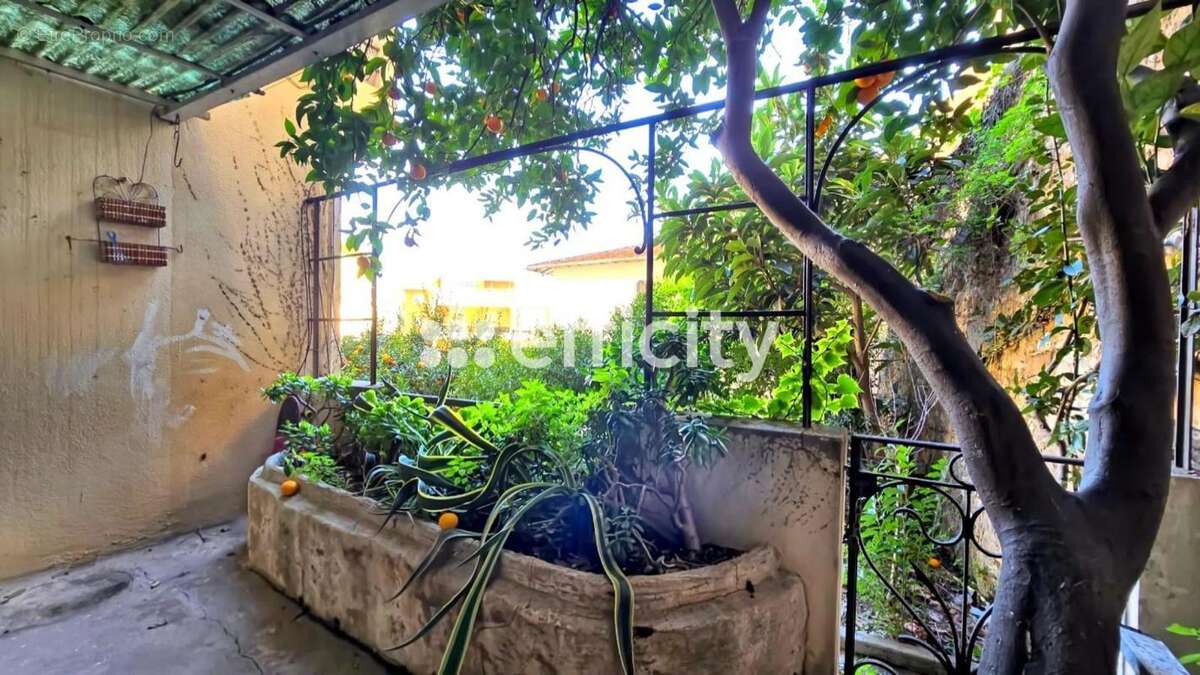 Appartement à BEAUSOLEIL