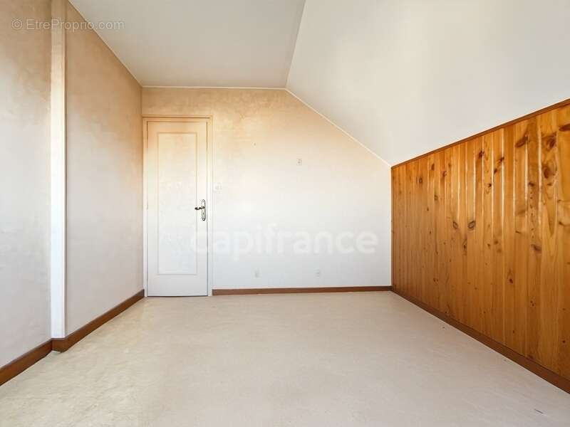 Maison à CHEVIGNY-SAINT-SAUVEUR