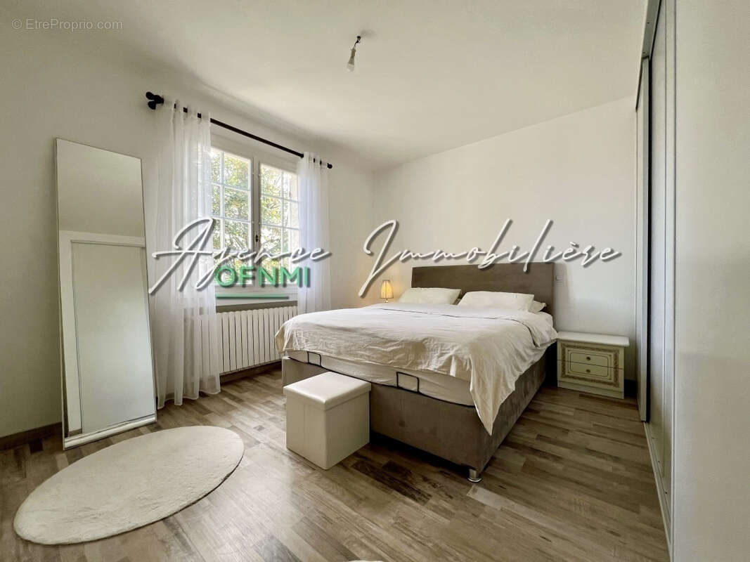 Maison à ECOTAY-L&#039;OLME