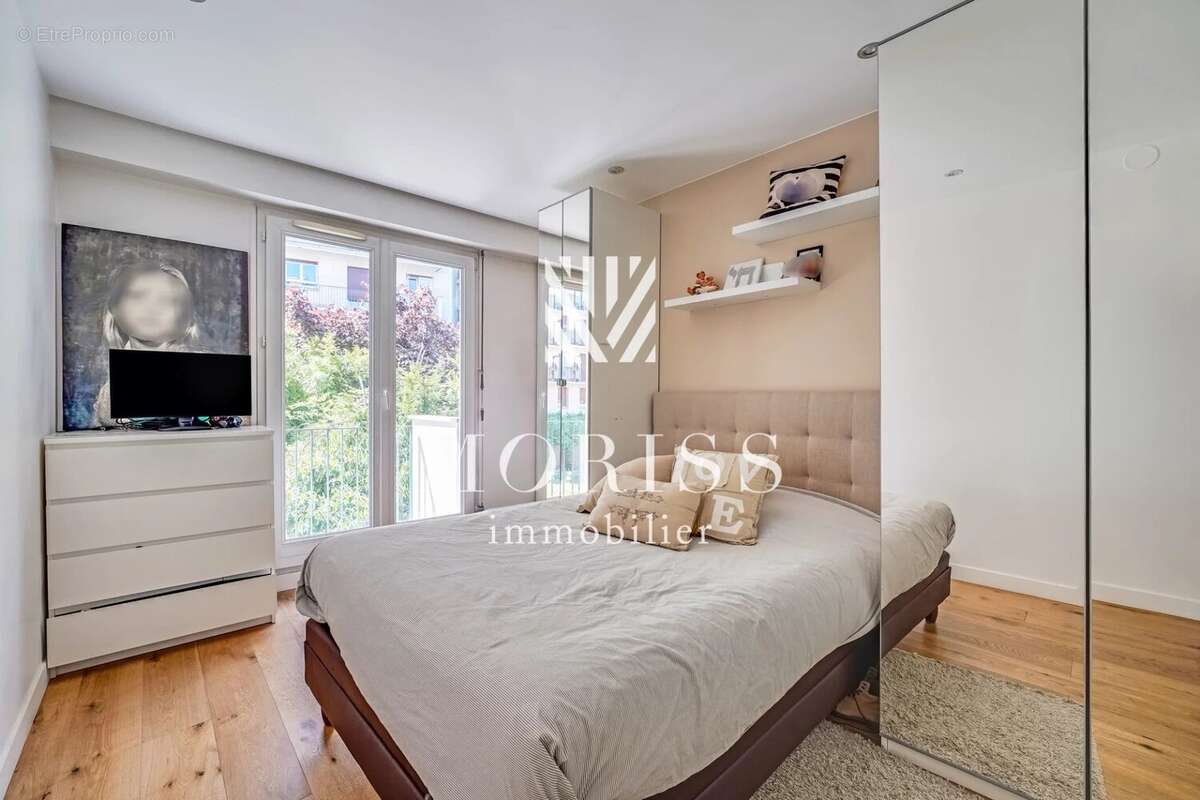 Appartement à CHARENTON-LE-PONT