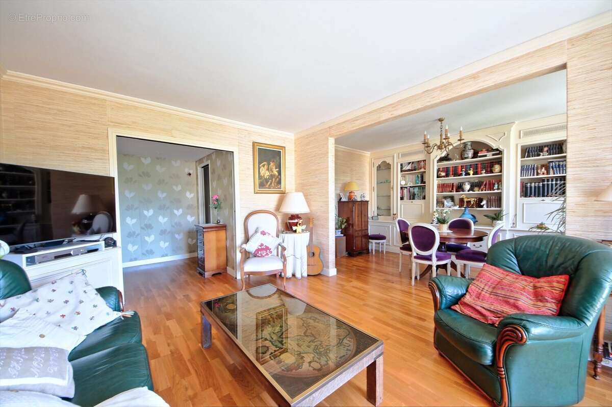Appartement à BOIS-D'ARCY