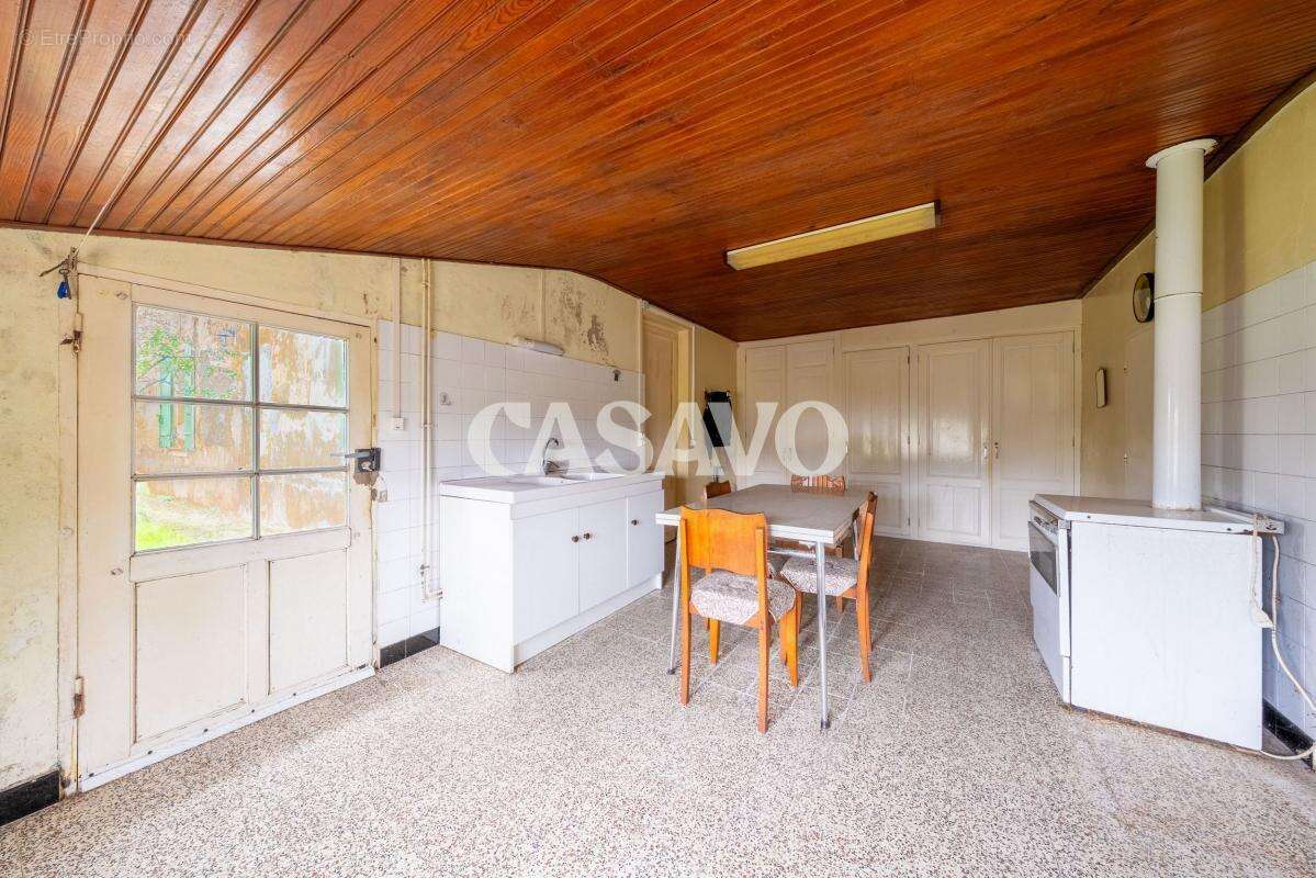 Maison à JAU-DIGNAC-ET-LOIRAC