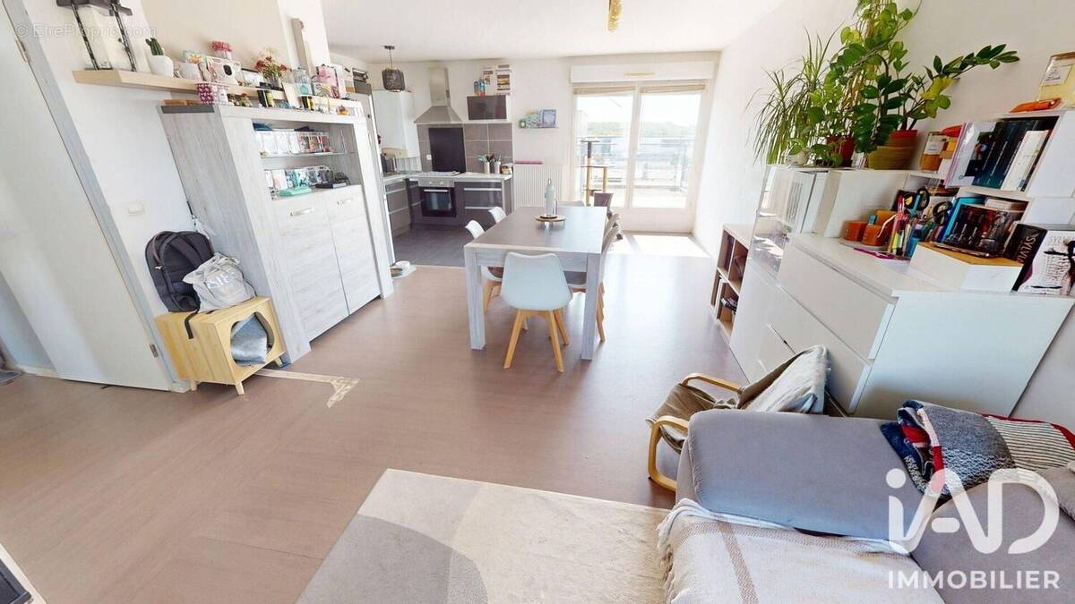Photo 1 - Appartement à DAMMARIE-LES-LYS