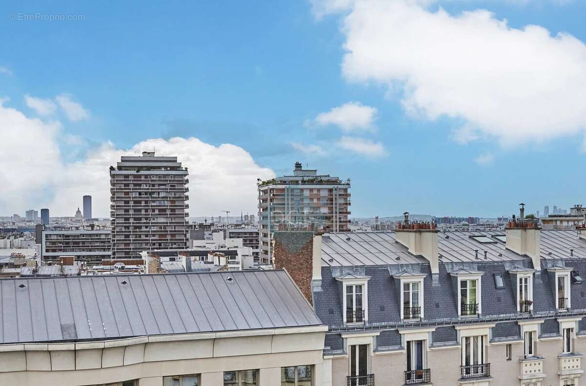 Appartement à PARIS-11E