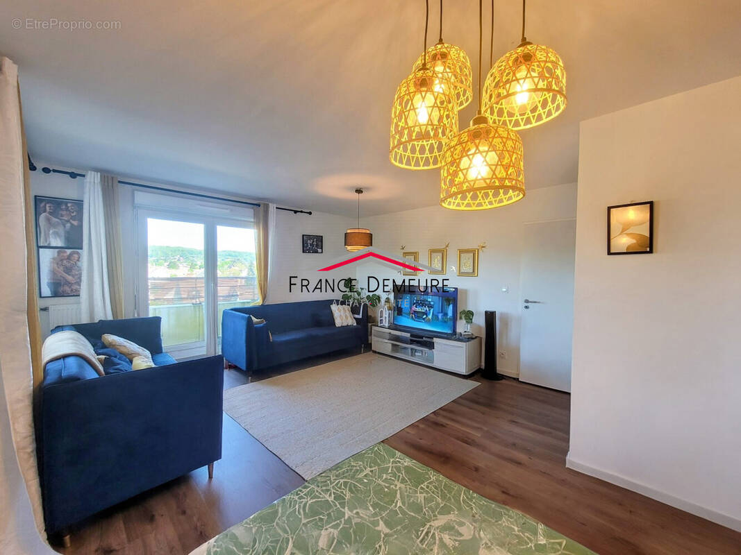 Appartement 82 m² à Saint-Leu-La-Foret  - photo 2