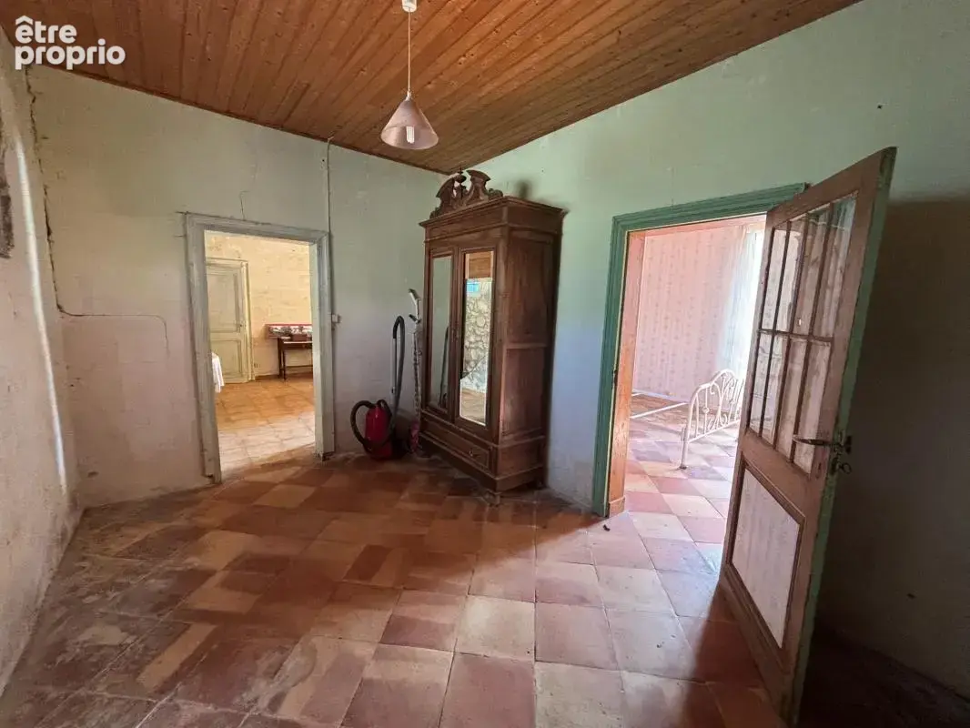 Maison à rénover 175m² sur 1267m² Romagne 89 000€ - photo 8