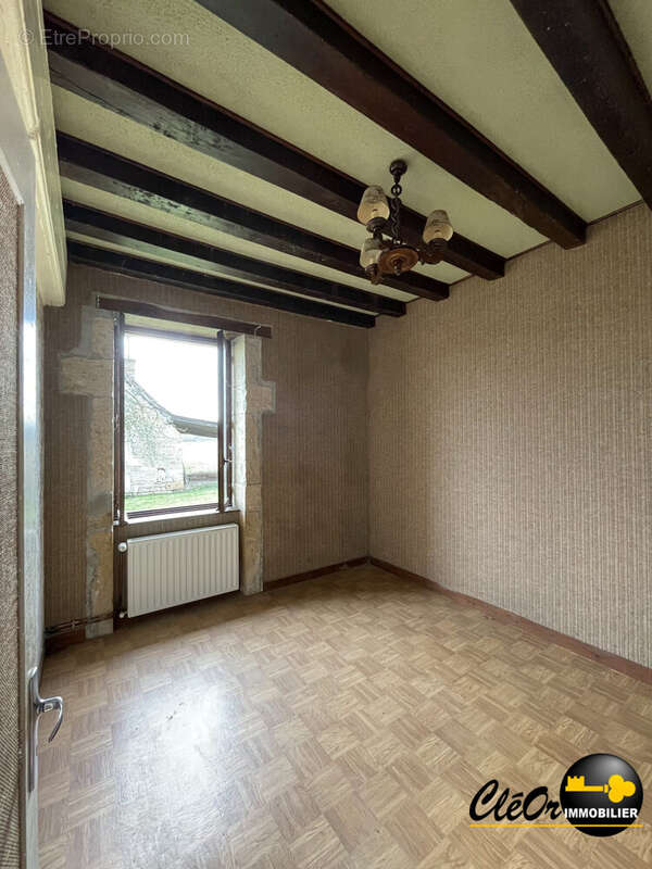 Maison 112 m² à La Chapelle-Naude  - photo 5